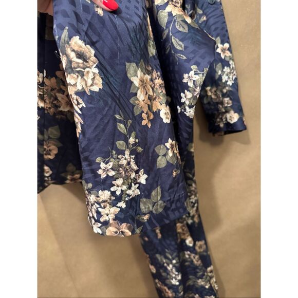 Hutch Annika Floral Jumpsuit - Picture 13 of 14